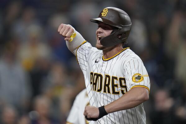 Cronenworth hits for cycle, Padres rout Nationals 24-8 - WTOP News