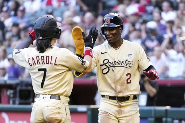 Kelly throws 7 strong innings, Diamondbacks beat Braves 3-2 for 6th  straight win