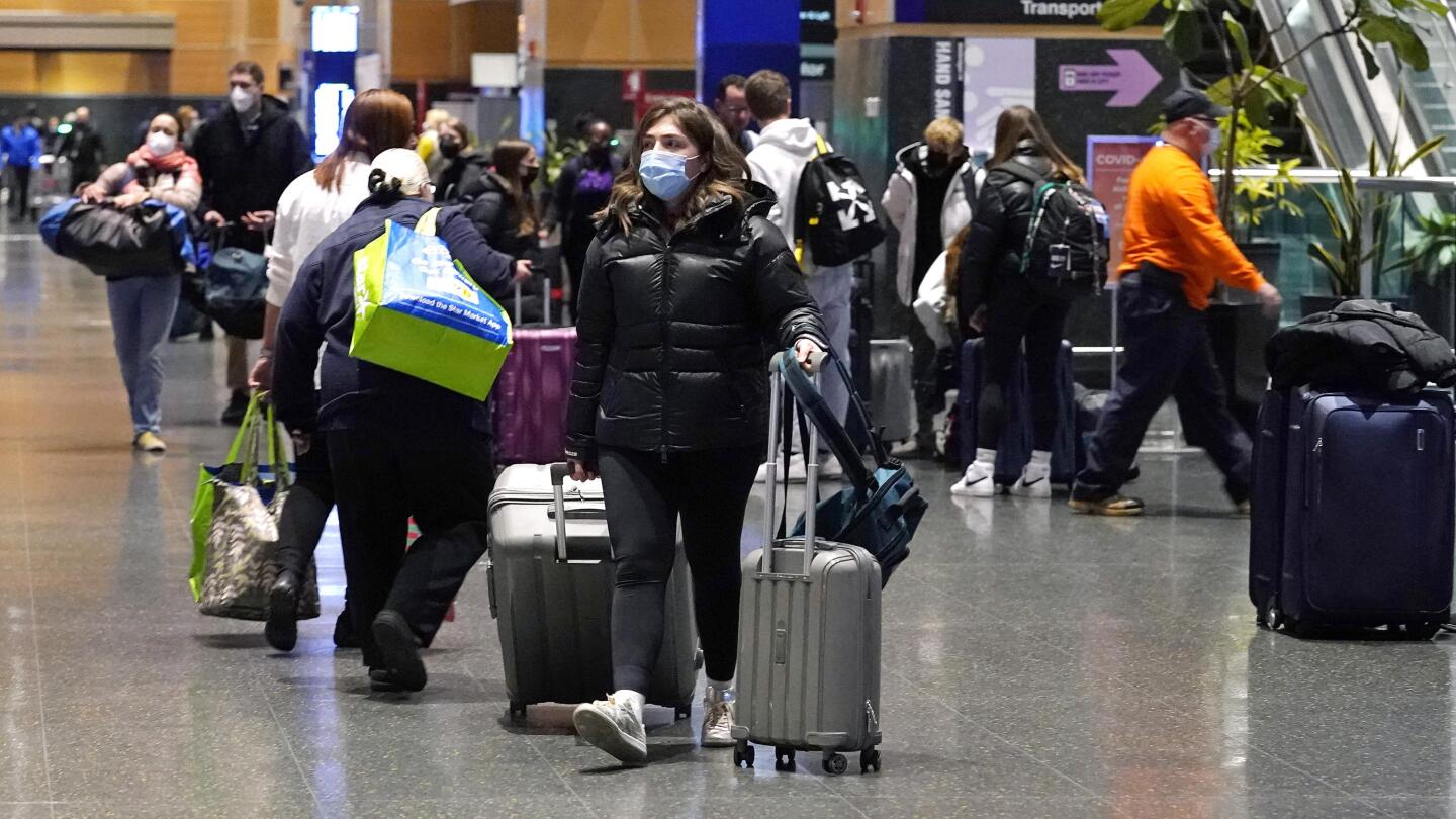 Flight cancellations snarl holiday plans for thousands