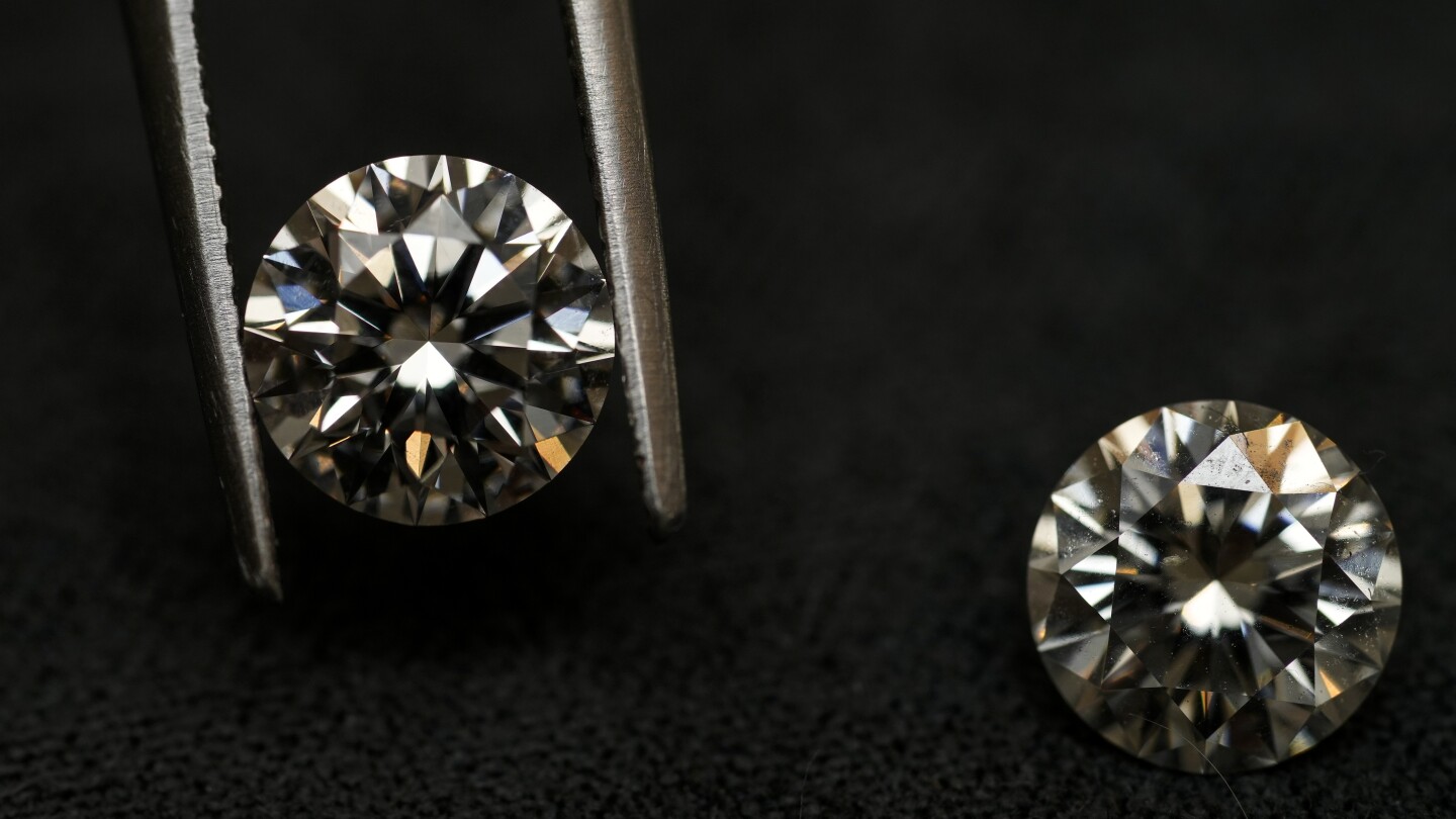 Лабораторно отгледаните диаманти идват с искрящи ценови етикети, но много от тях имат мътни претенции за устойчивост