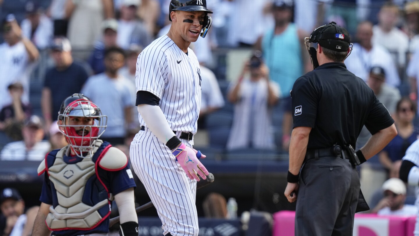 BSJ Live Coverage: Red Sox at Yankees, 1:05 p.m. - Justin Turner fielding  with Triston Casas scratched