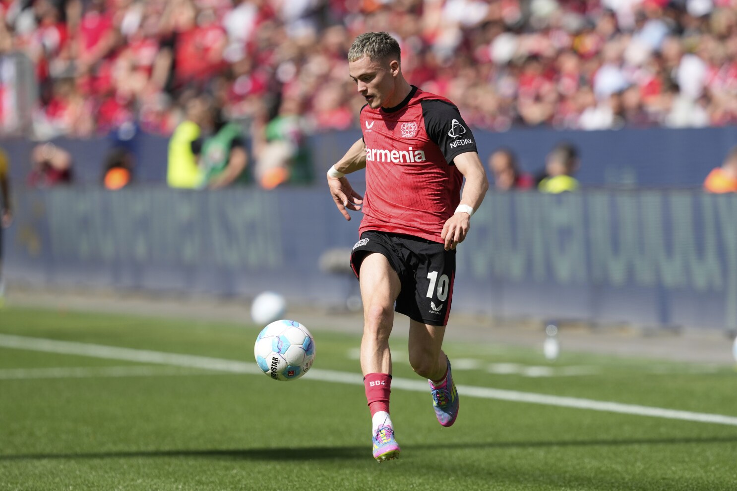 Liverpool signs Florian Wirtz from Bayer Leverkusen for huge fee that could climb to $156 million