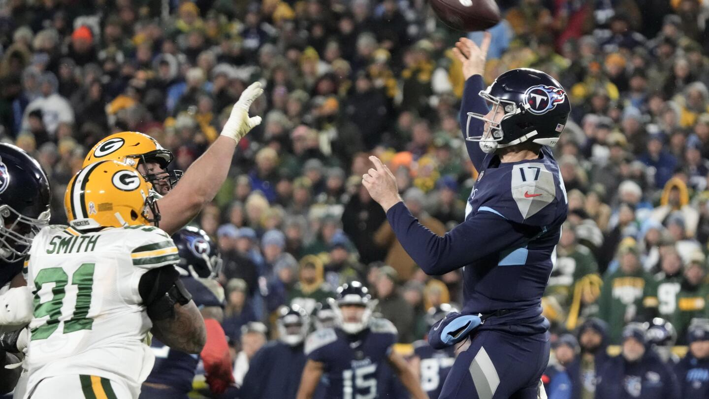 Packers secondary crumbles against Ryan Tannehill and Titans