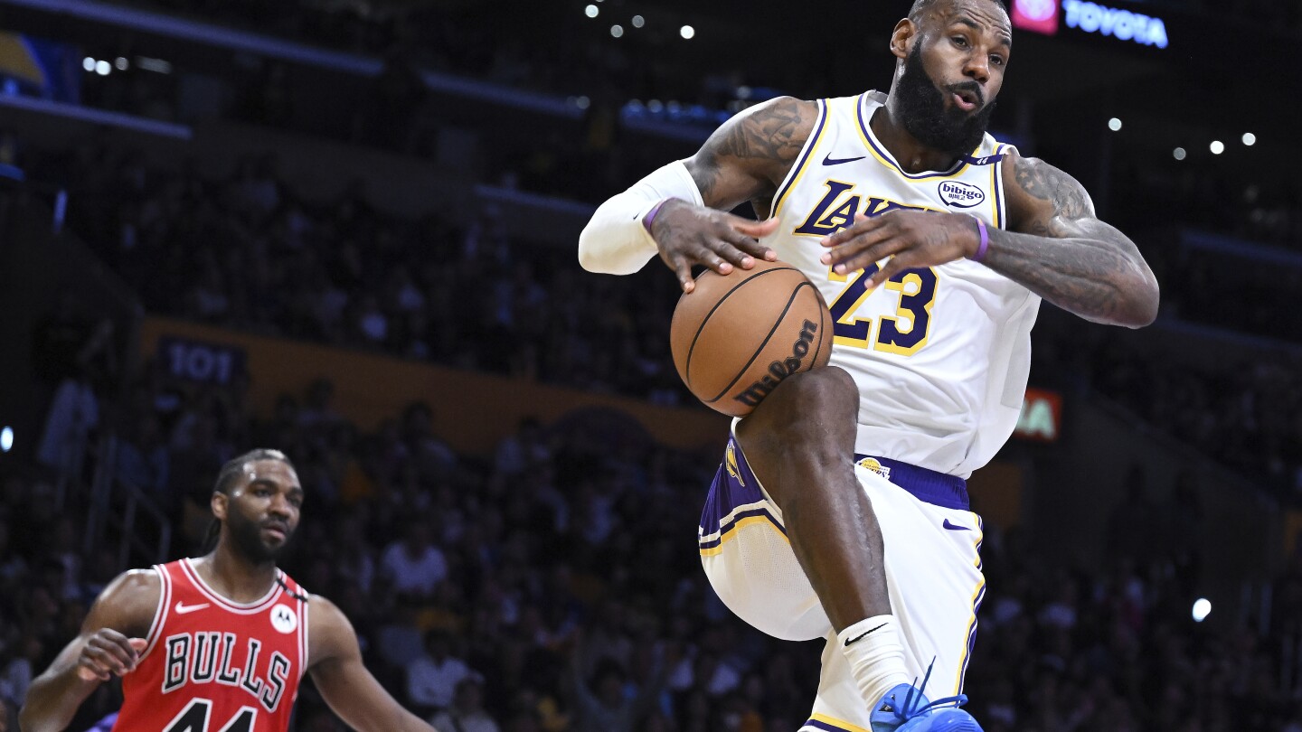 LeBron James Returns from Injury, Lakers Suffer Blowout Loss Despite His Comeback