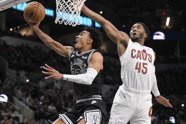 Game Preview: San Antonio Spurs at Cleveland Cavaliers - Pounding