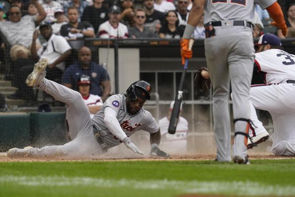 Lance Lynn grinds through start as White Sox beat Tigers