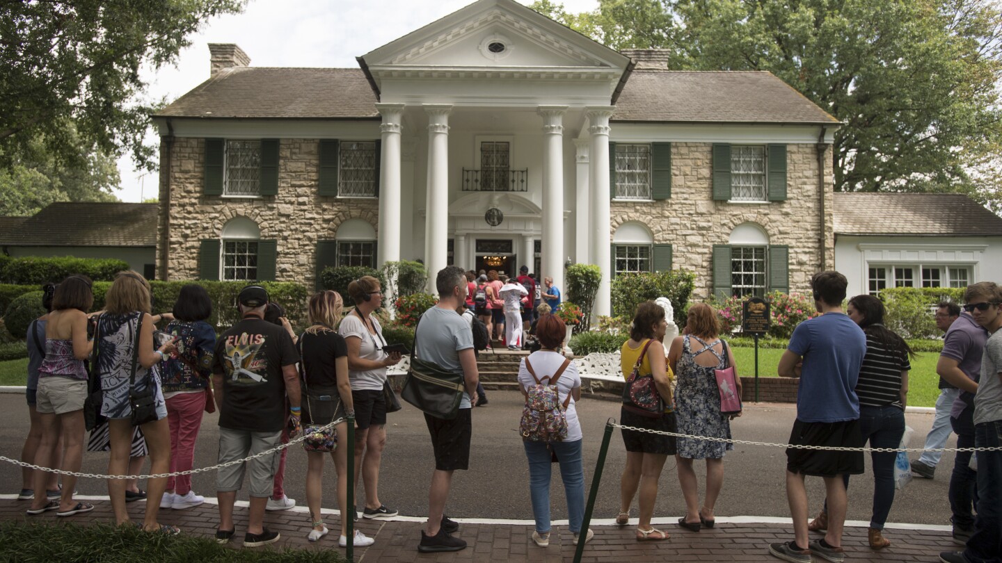 Juiz bloqueia oferta de Elvis Presley para colocar Graceland à venda