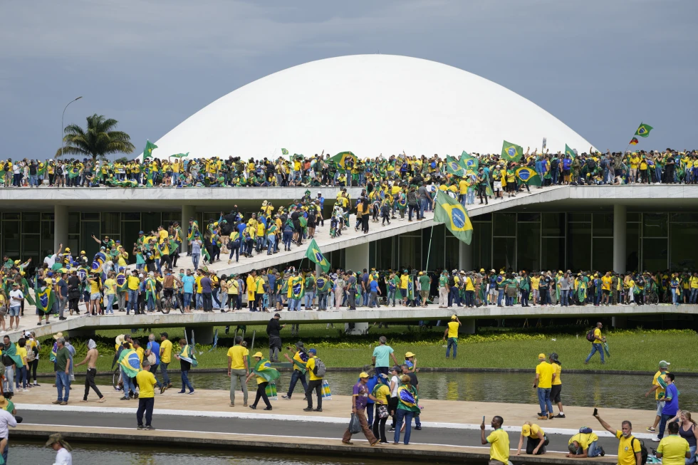 Brazil Federal Police Seek Extradition of Bolsonaro Supporters from Argentina