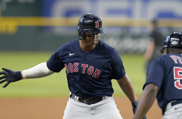 Red Sox break through with three in third 