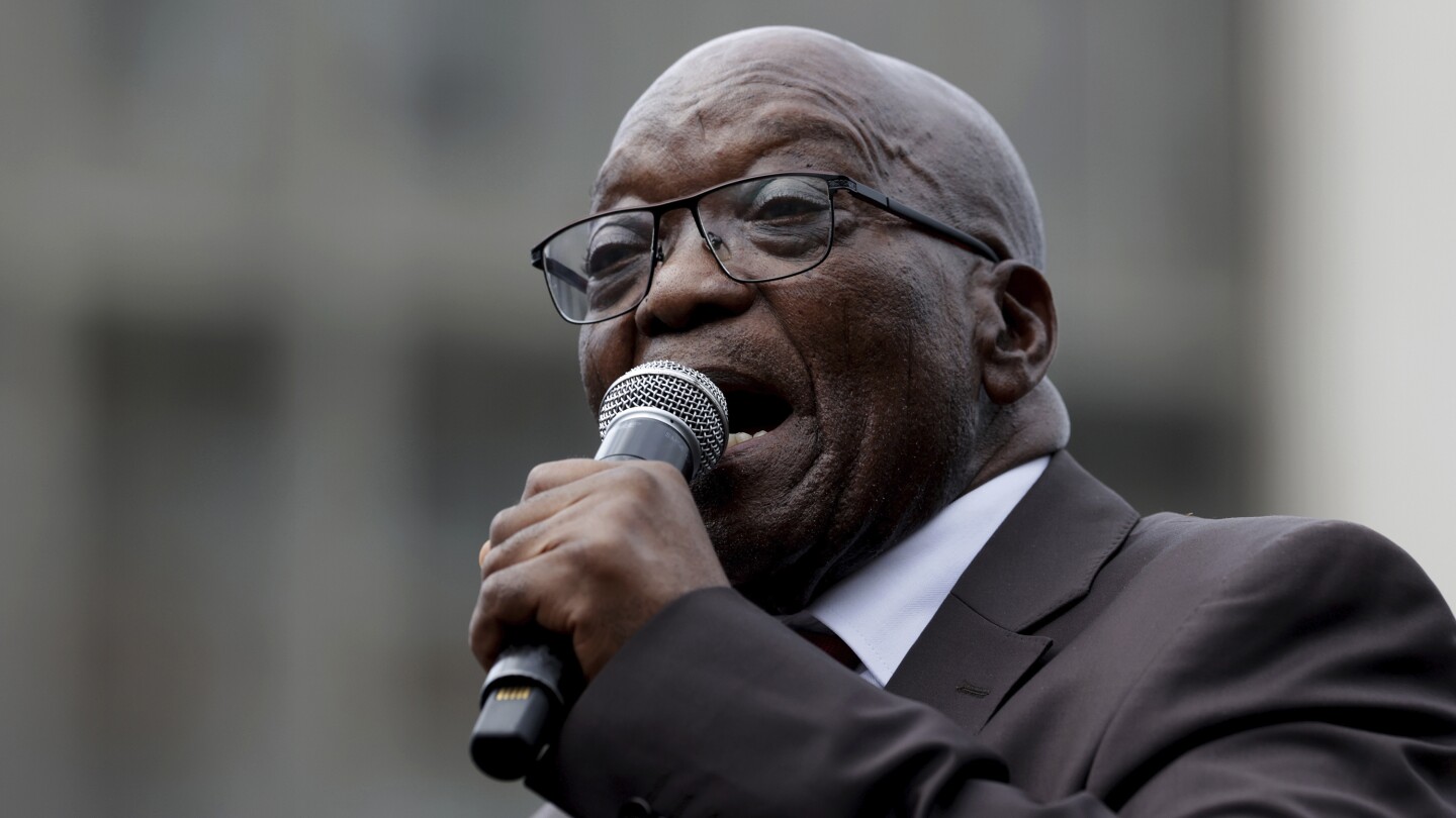 ЙОХАНЕСБУРГ АП — Бившият южноафрикански президент Джейкъб Зума няма право