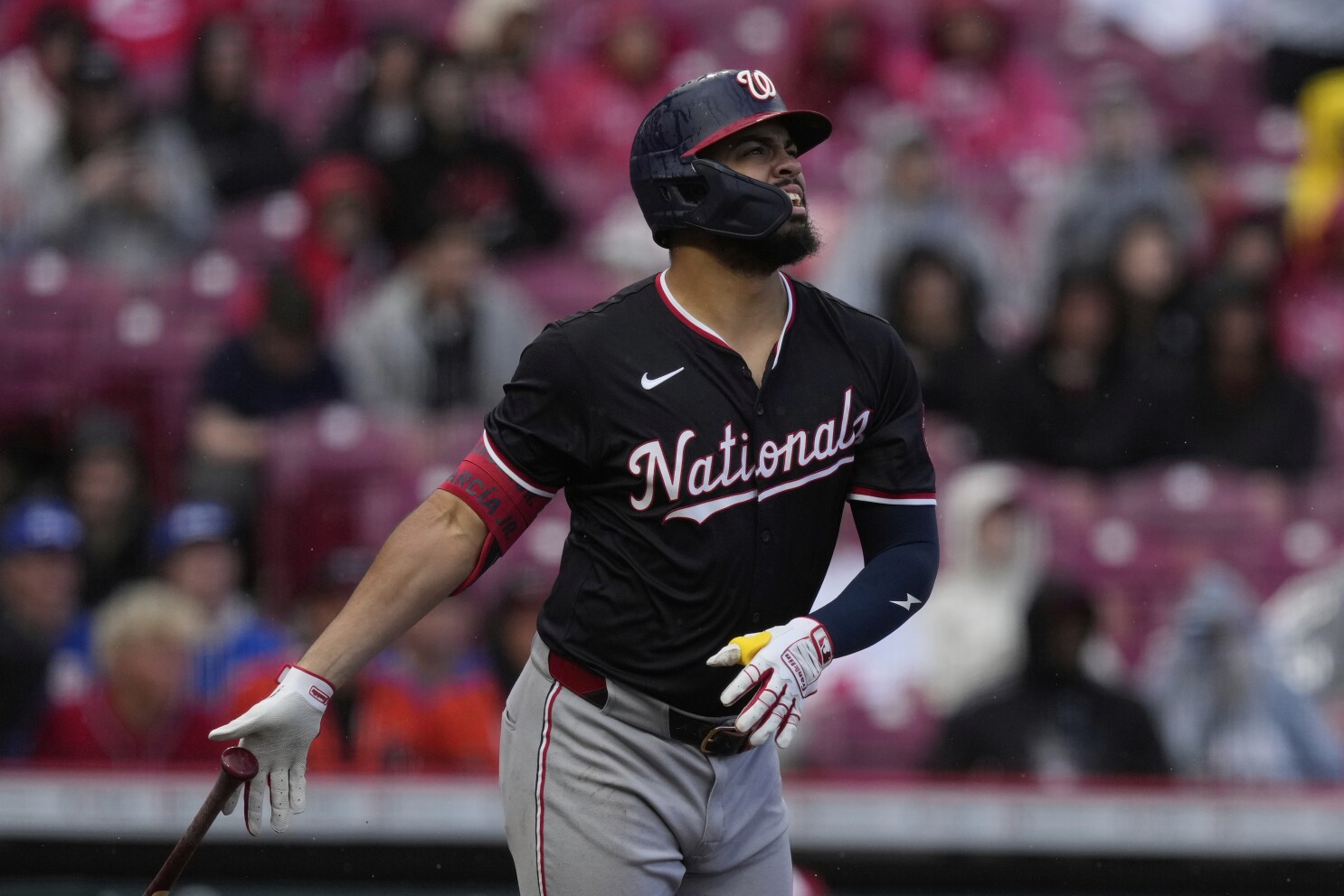 García conecta jonrón y los Nacionales derrotan 4-1 a los Rojos
