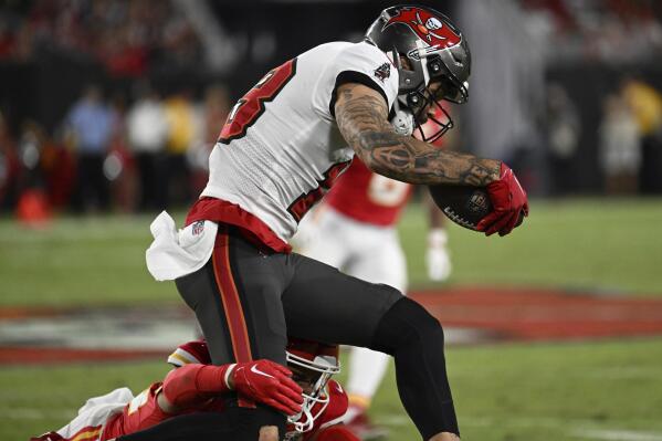 This Chiefs-Buccaneers Trade Sends Mike Evans To Kansas City