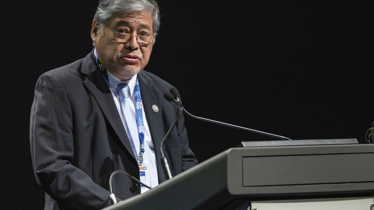 Филипинският външен министър призова съседите да се обединят по-силно в Южнокитайско море