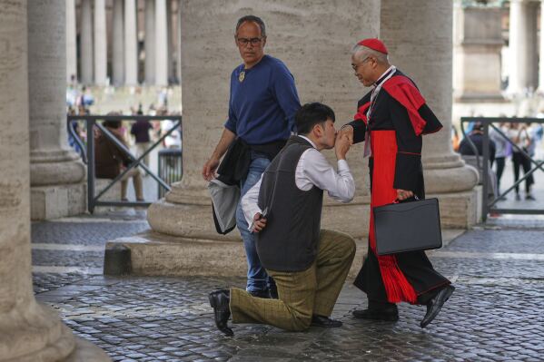Cardinal William Goh arrives at the Vatican, Monday, May 5, 2025, to attend the General Congregation of cardinals in the New Synod Hall where they are preparing for the upcoming conclave starting on May 7, to elect the 267th Roman pontiff. (AP Photo/Andrew Medichini)