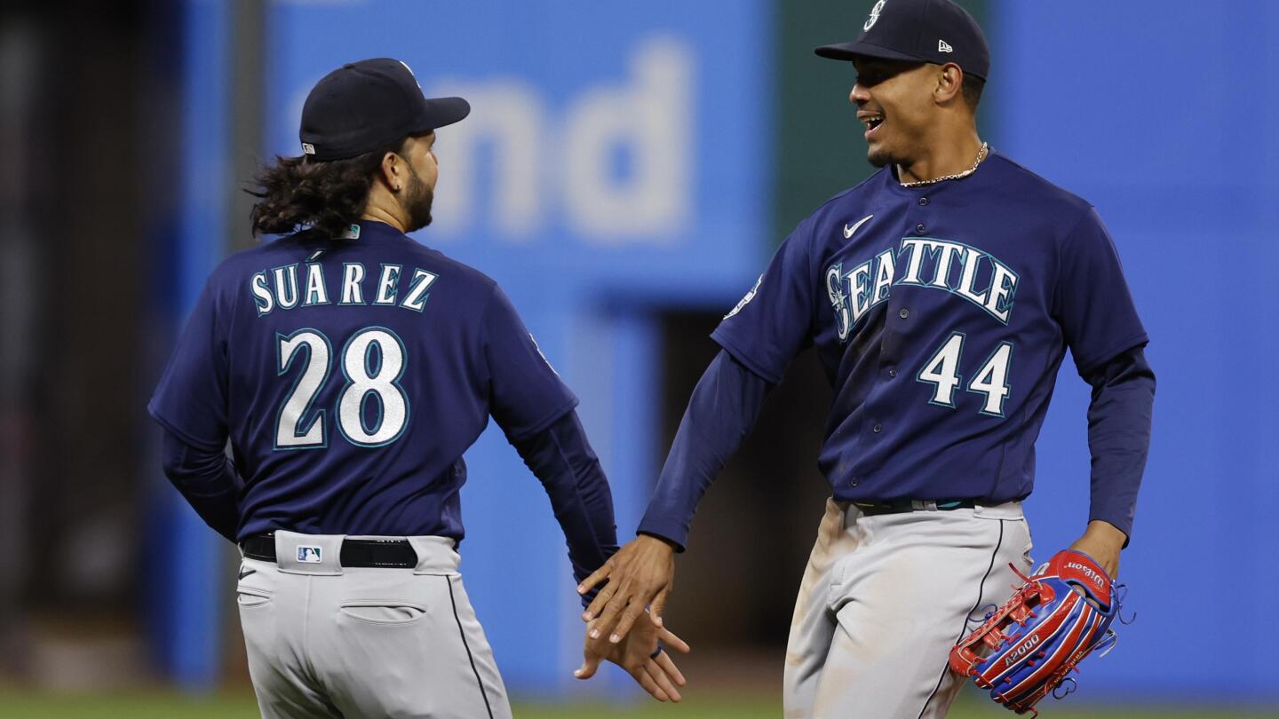 Ex-Mariners relive night they were on wrong side of history, 34