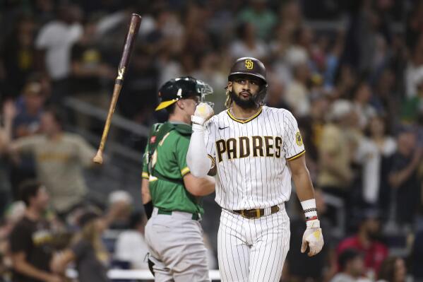 Myers homers twice, Paddack fans 11, Padres beat Reds 8-2