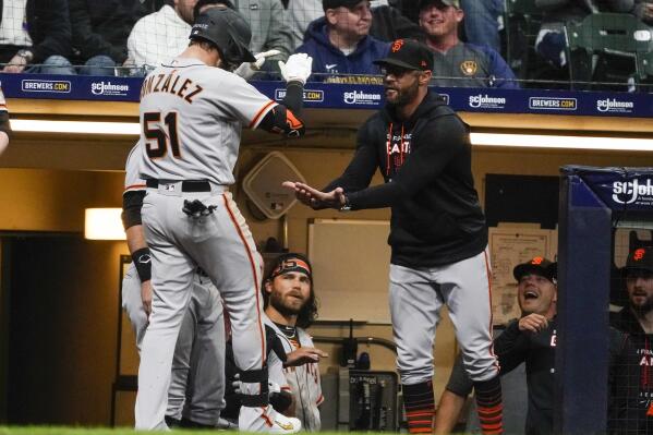 Giants outfielder Luis Gonzalez (back) out 4-to-6 weeks