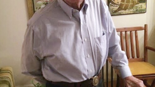 This 2015 photo provided by Chris Connell shows Fred S. Hoffman in Alexandria, Va. Hoffman, a longtime Associated Press reporter who covered the Defense Department for more than two decades and was a Pulitzer Prize finalist for an investigation into the black market in Vietnam has died. Hoffman was 100. (Chris Connell via AP)