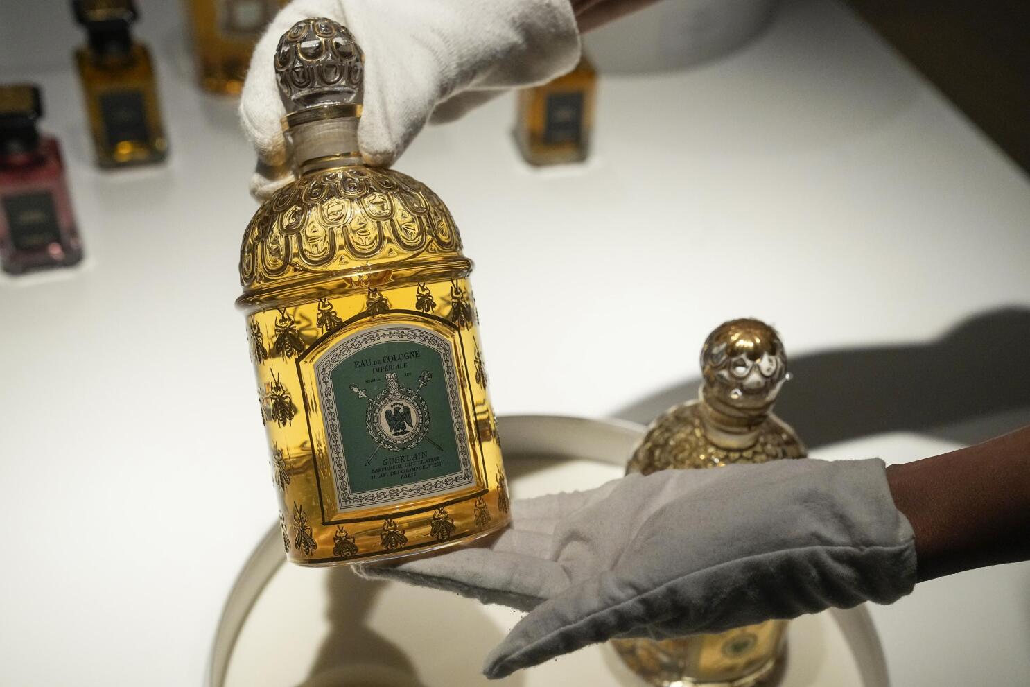 Out Of The Bottleall about perfums: Guerlain - Brand Identity