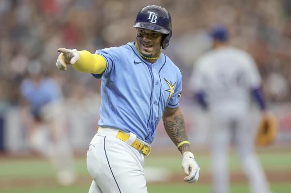 Rays Power Past Blue Jays in 8-2 Win