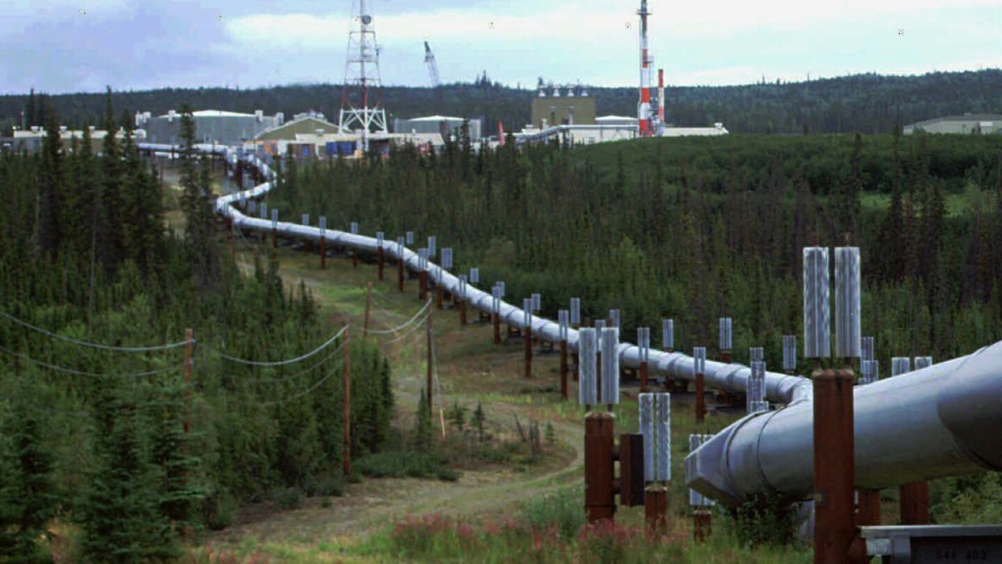 Еколозите призовават САЩ да планират „поетапно спиране“ на ключовия петролопровод на Аляска на фона на опасенията за климата