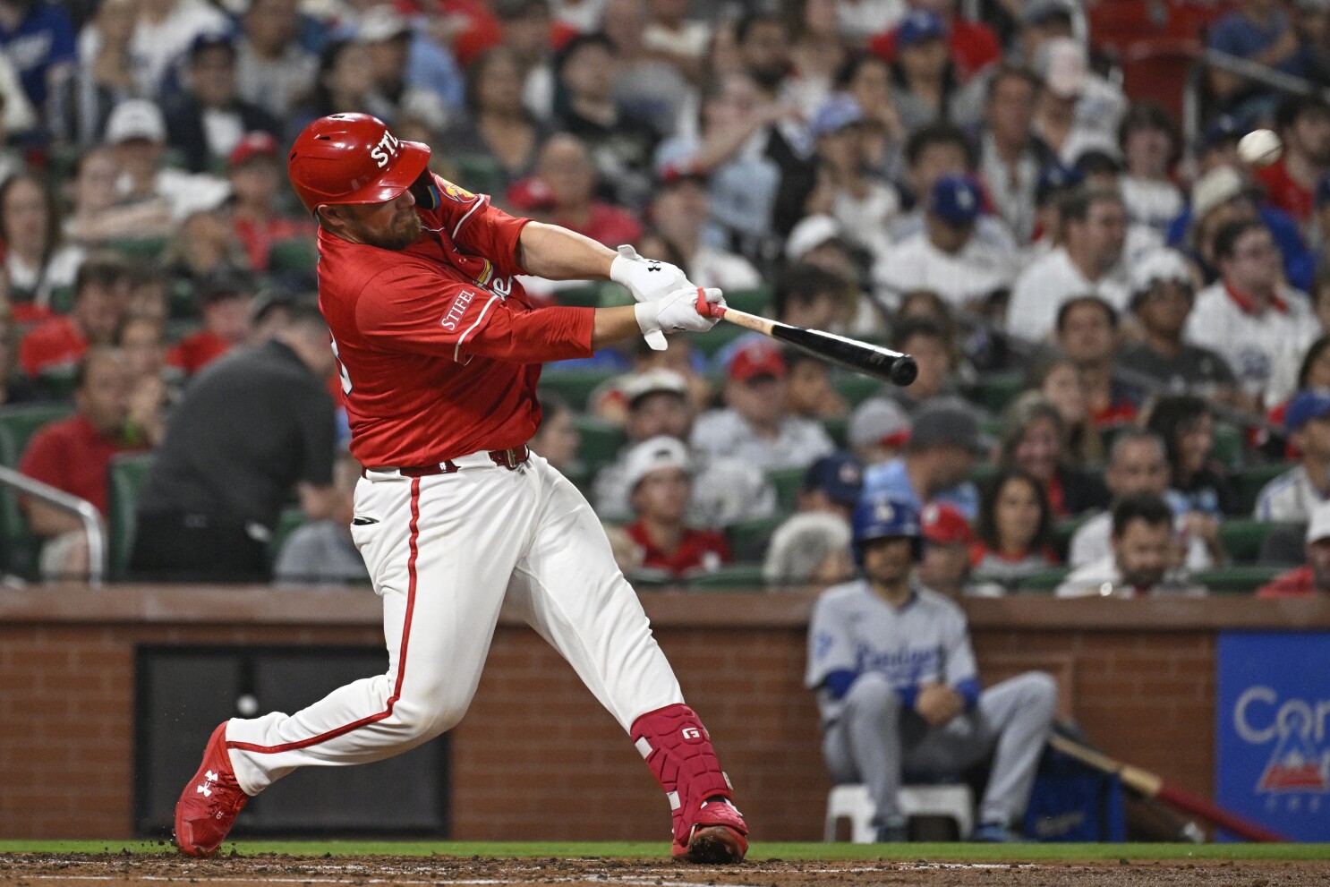 Pedro Pagés hits a 2-run HR, Sonny Gray pitches into 7th inning as Cardinals beat Dodgers 5-0