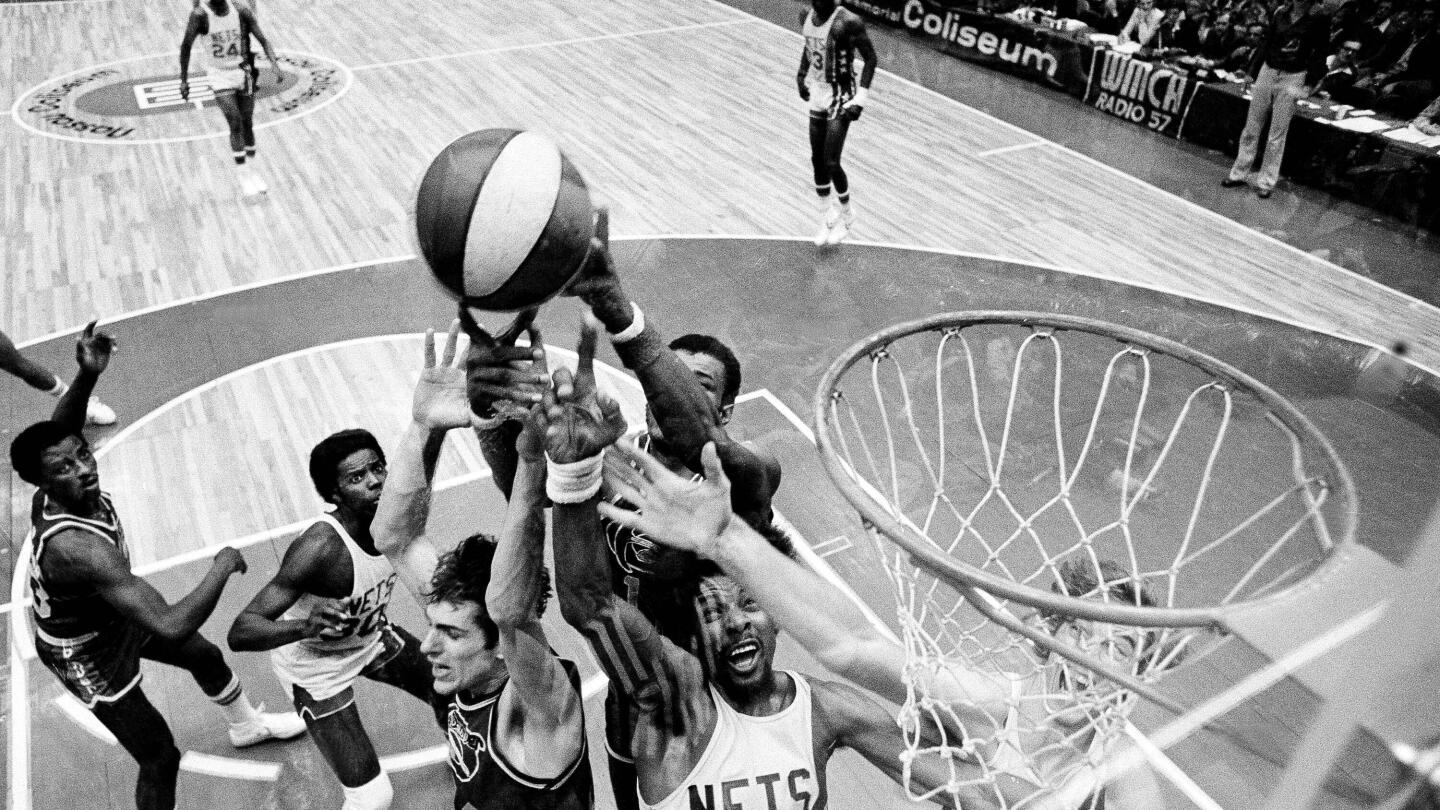 Documentary on 1976 ABA Slam Dunk Contest 