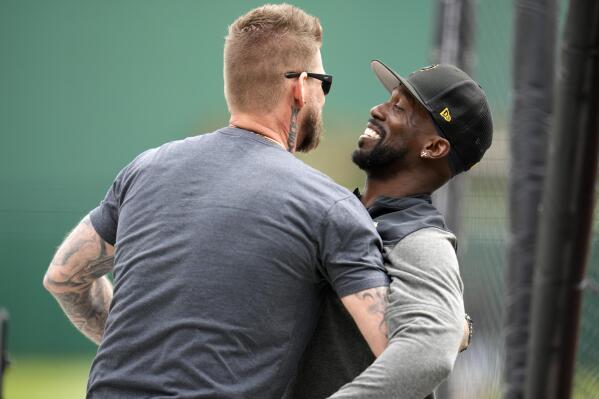 Pirates' Andrew McCutchen finds right mix of nostalgia and having