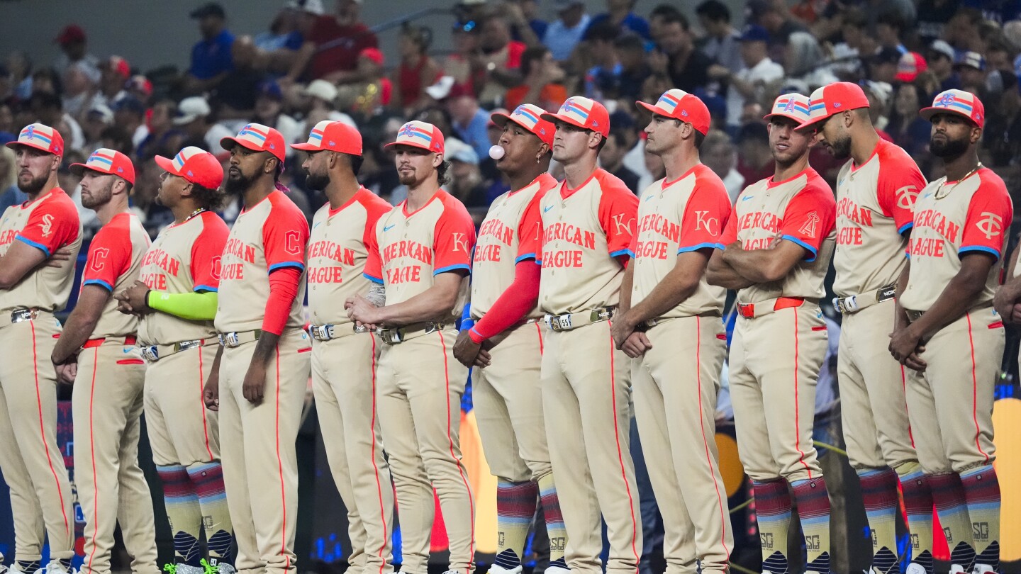 MLB descarta vilipendiados uniformes del Juego de Estrellas y retorna a