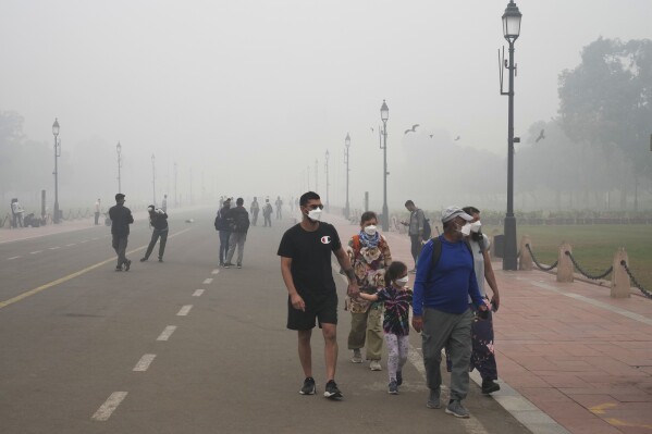 New Delhi closes colleges and bans building as air pollutants shoots as much as worst degree this season