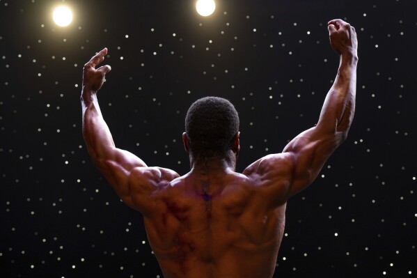 Magazine Dreams' review: Jonathan Majors' comeback film is unsettling | AP News