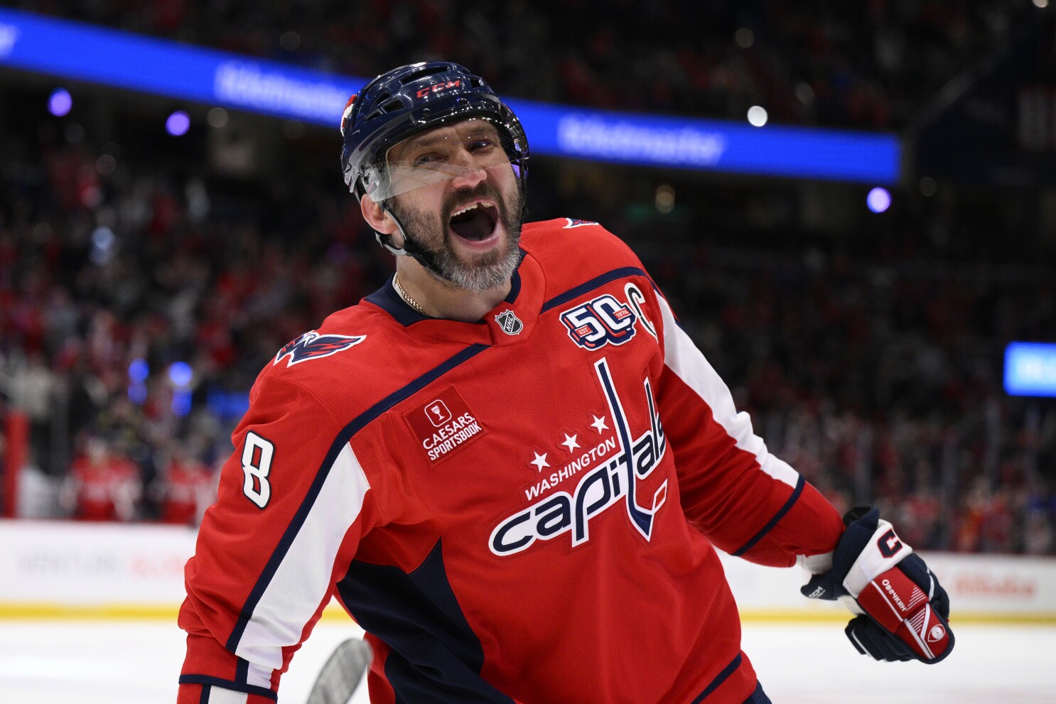 Alex Ovechkin gets 888th career goal to move 7 away from breaking Wayne Gretzky's NHL record | AP News