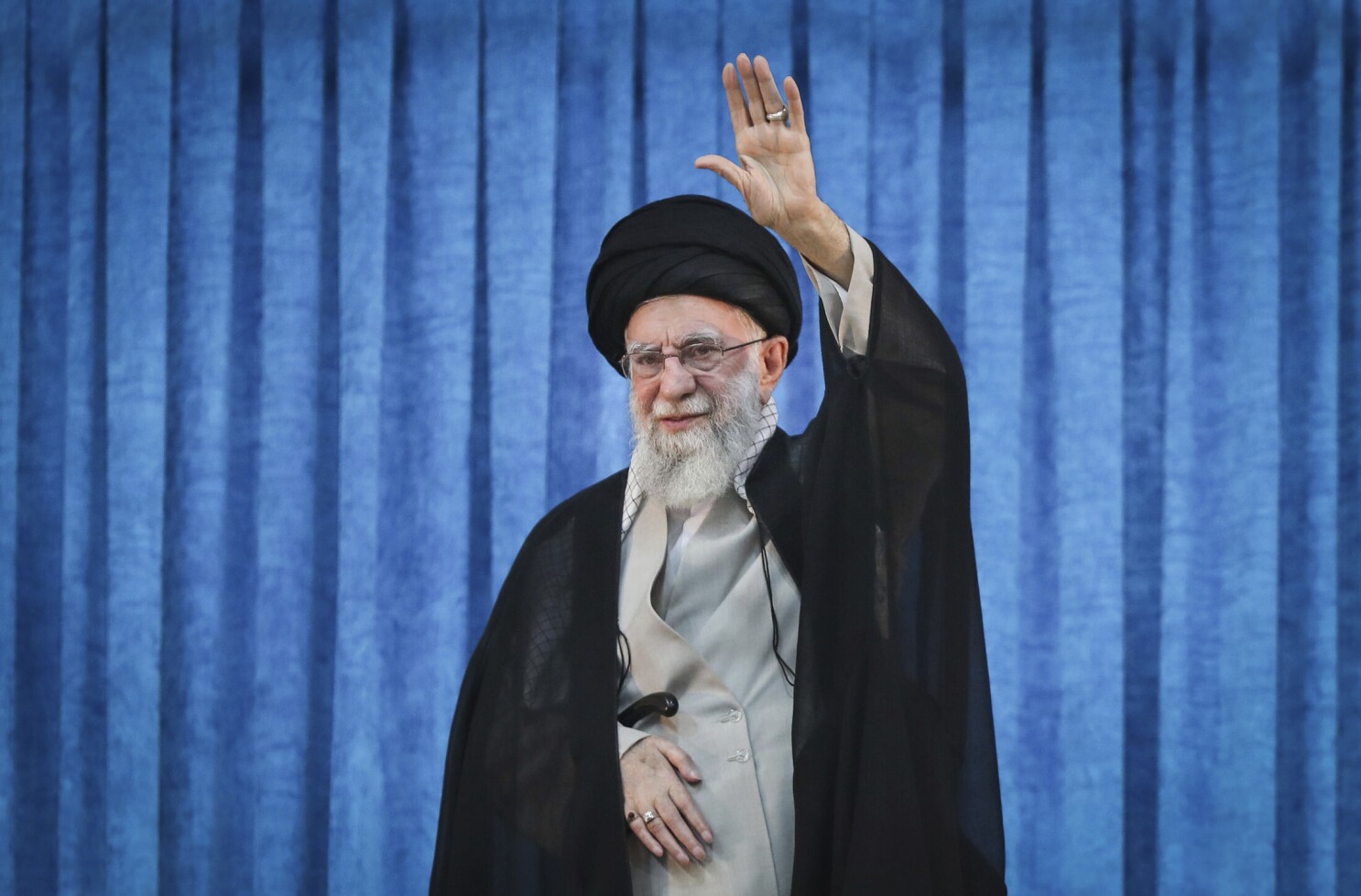 Iran's supreme leader criticizes US proposal in nuclear talks