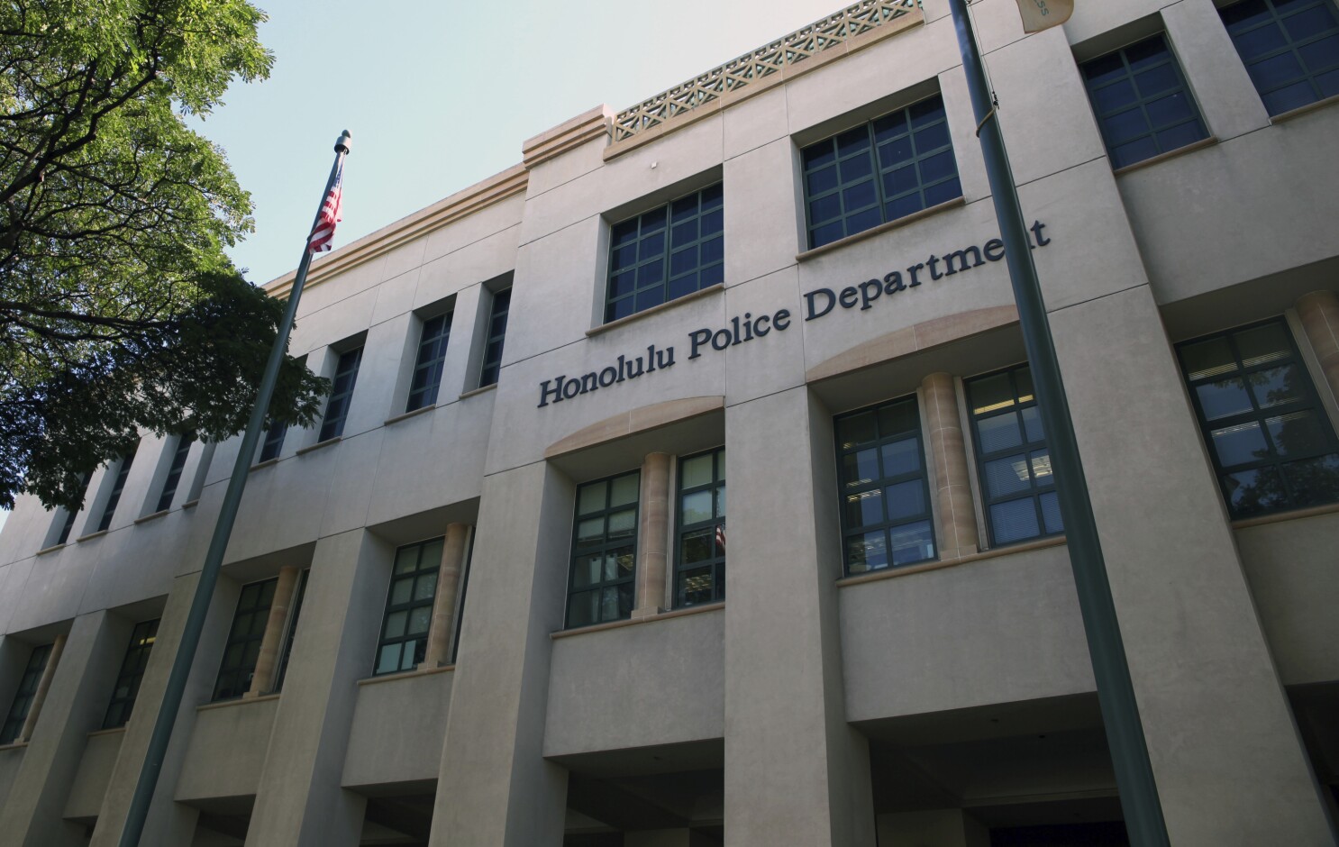 Lawsuit says Honolulu police arrest sober drivers