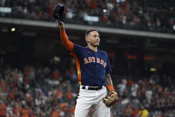 Should the Astros regret letting Yuli Gurriel walk?