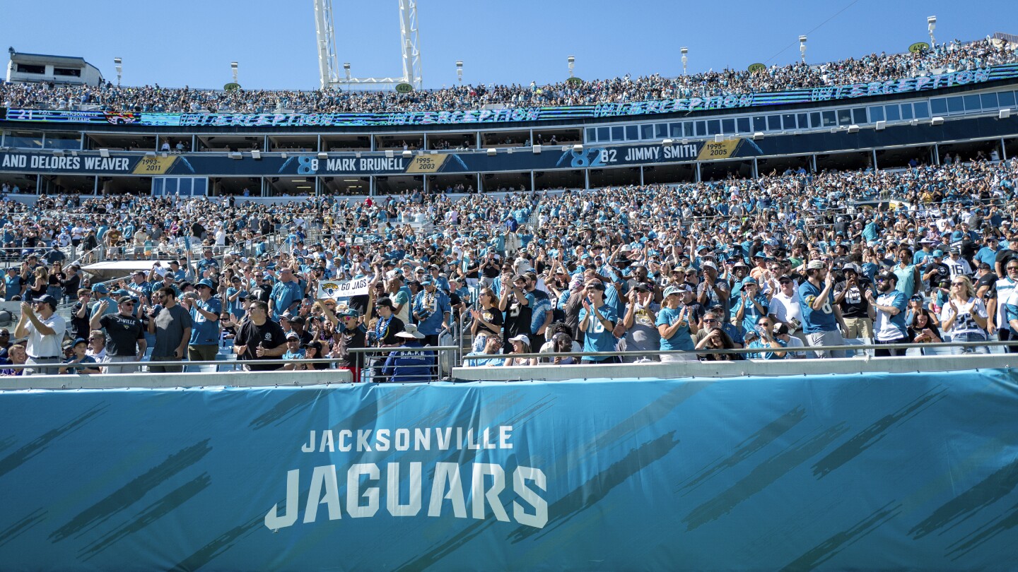 ДЖАКСЪНВИЛ Флорида AP — Jaguars и град Джаксънвил се споразумяха