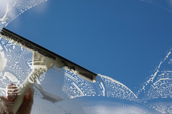 Fixinit Launches On Demand Window Washing Service