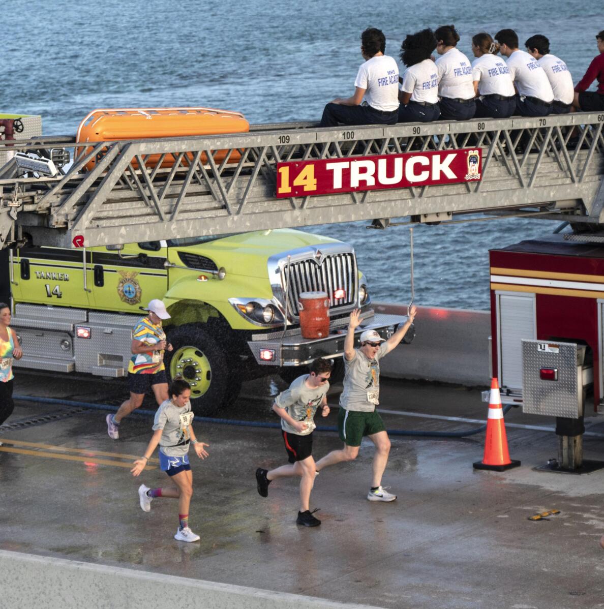 Local teen wins 7 Mile Bridge Run in Florida Keys AP News