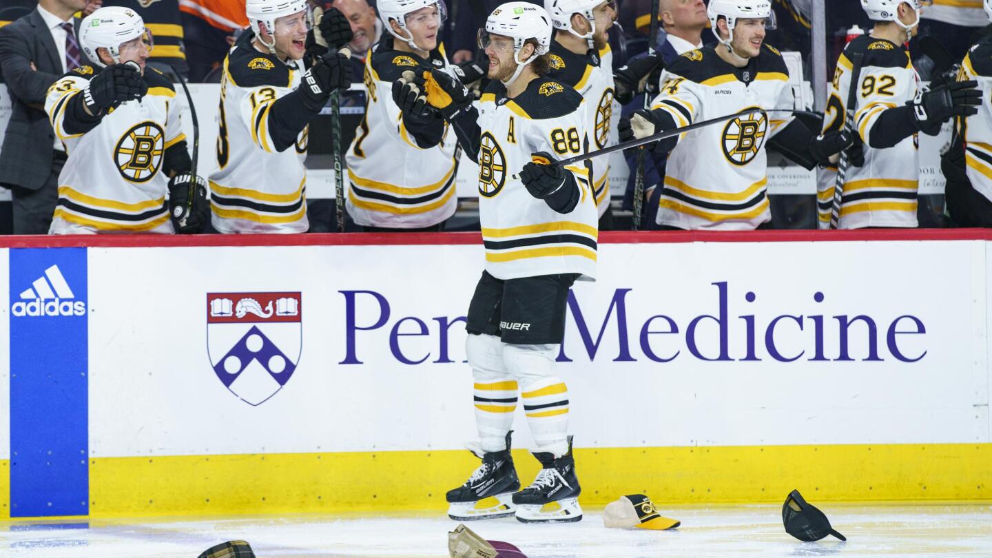 Boston Bruins Used Hat