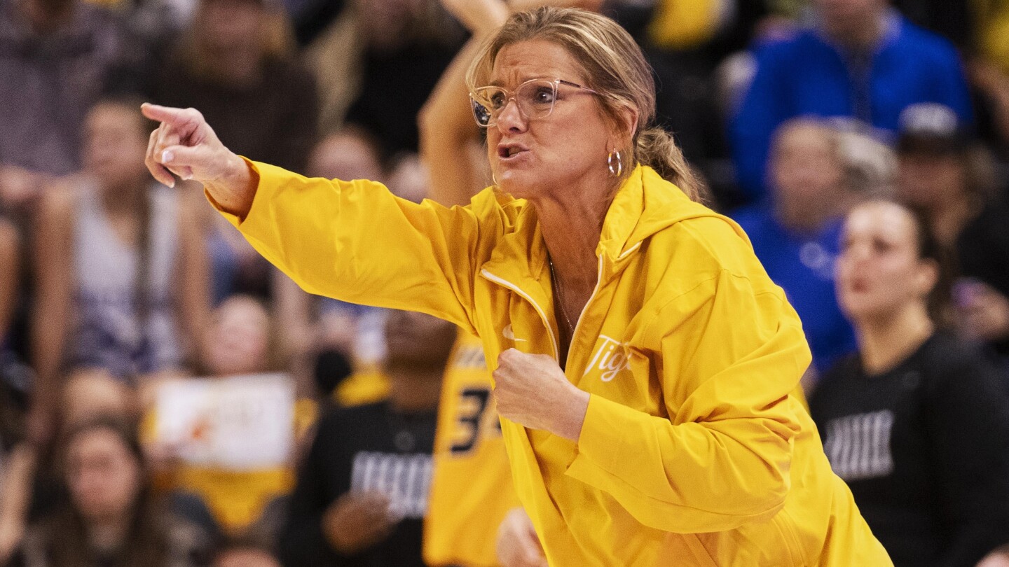 Robin Pingeton Takes Over Wisconsin Women's Basketball