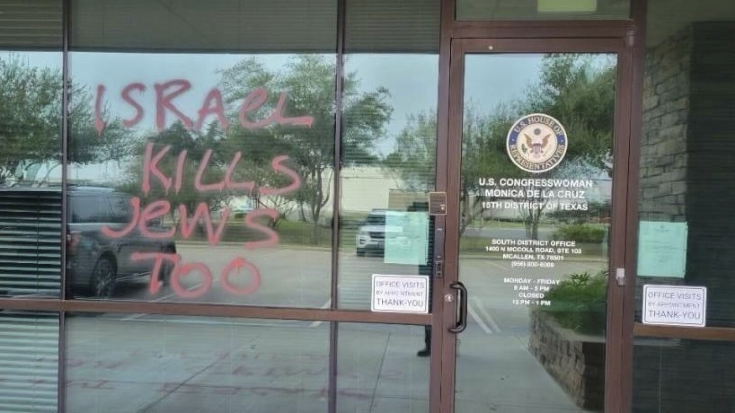 Police investigate vandalism at US Rep. Monica De La Cruz’s Texas office over Israel-Hamas war-ZoomTech News
