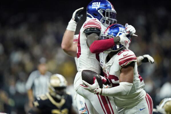 NY Giants finally win at home, beating Bucs for 2nd straight victory