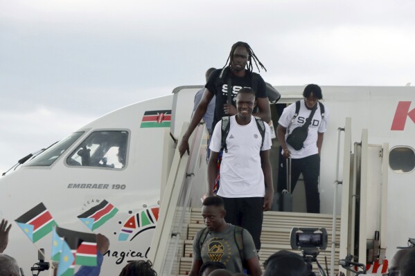 Basketball star and former refugee returns to South Sudan