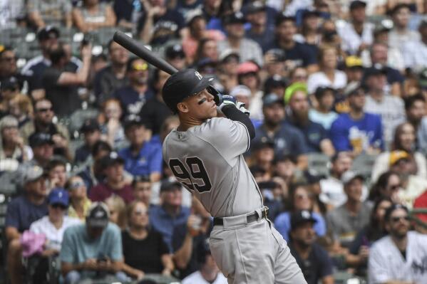 Judge hits 58th and 59th homers, Yanks beat Brewers 12-8
