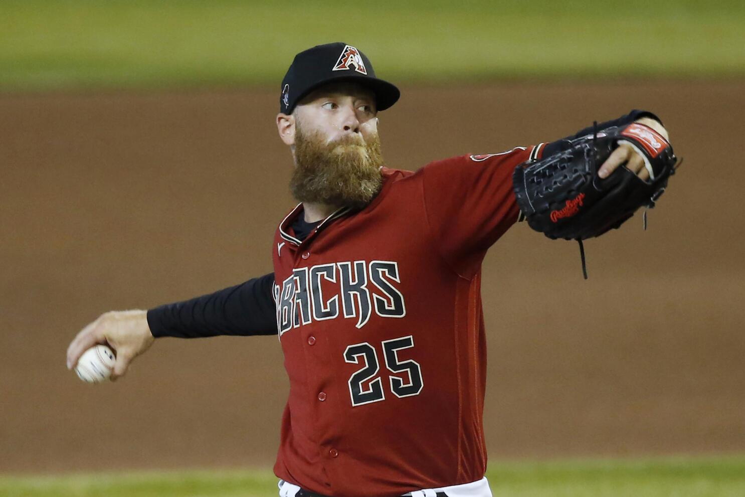 Should the Arizona Diamondbacks sign MLB free agent Archie Bradley?