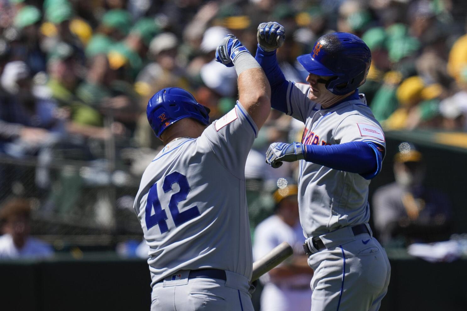 Mark Canha hits 2 home runs delivering NY Mets win over Phillies