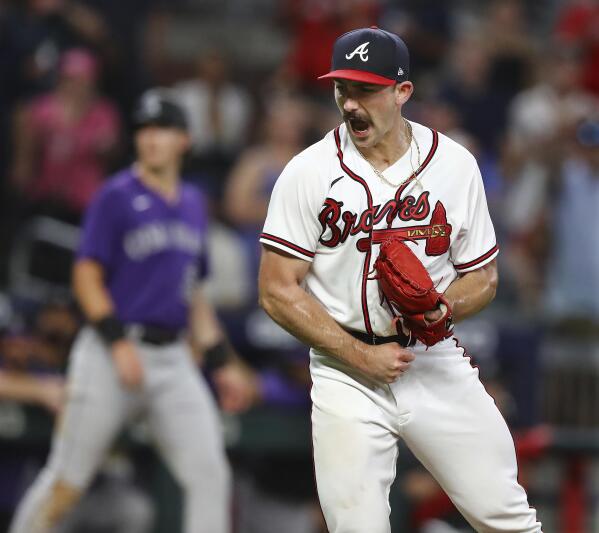 Strider cruises, the majors-best Braves pound the Rays 6-1 in battle of top  teams