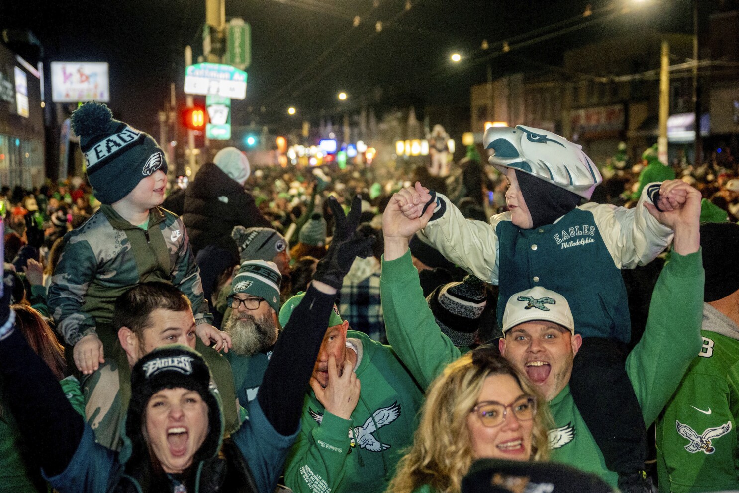 Fan hurt while celebrating Philadelphia Eagles win dies from his injuries | AP News
