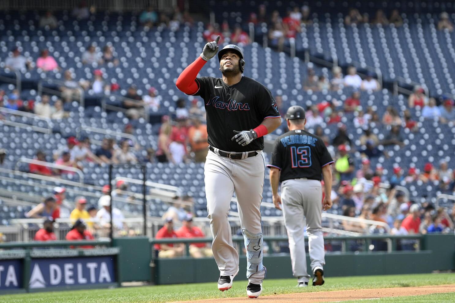 Thomas hits 1 of 4 homers in Nationals' 5-3 win over Marlins