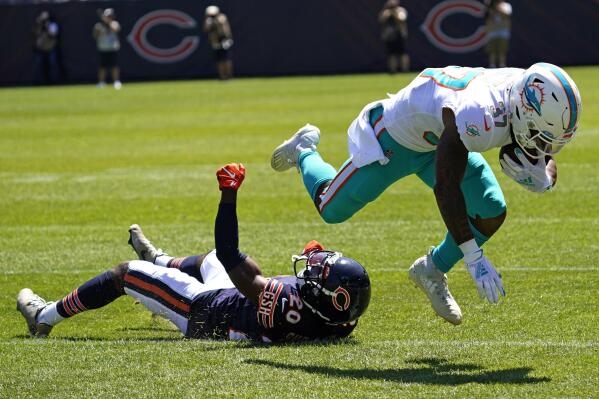 Justin Fields rallies Bears to 20-13 win over Dolphins